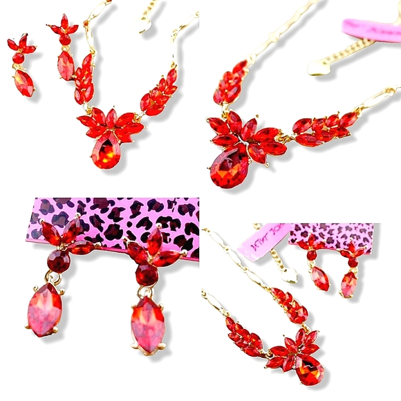 Gold plated red crystal flower necklace earrings set - Picture 2 of 9